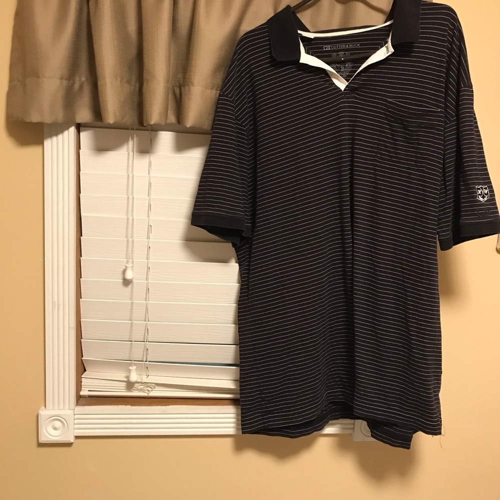 Gently Used Men’s Polo